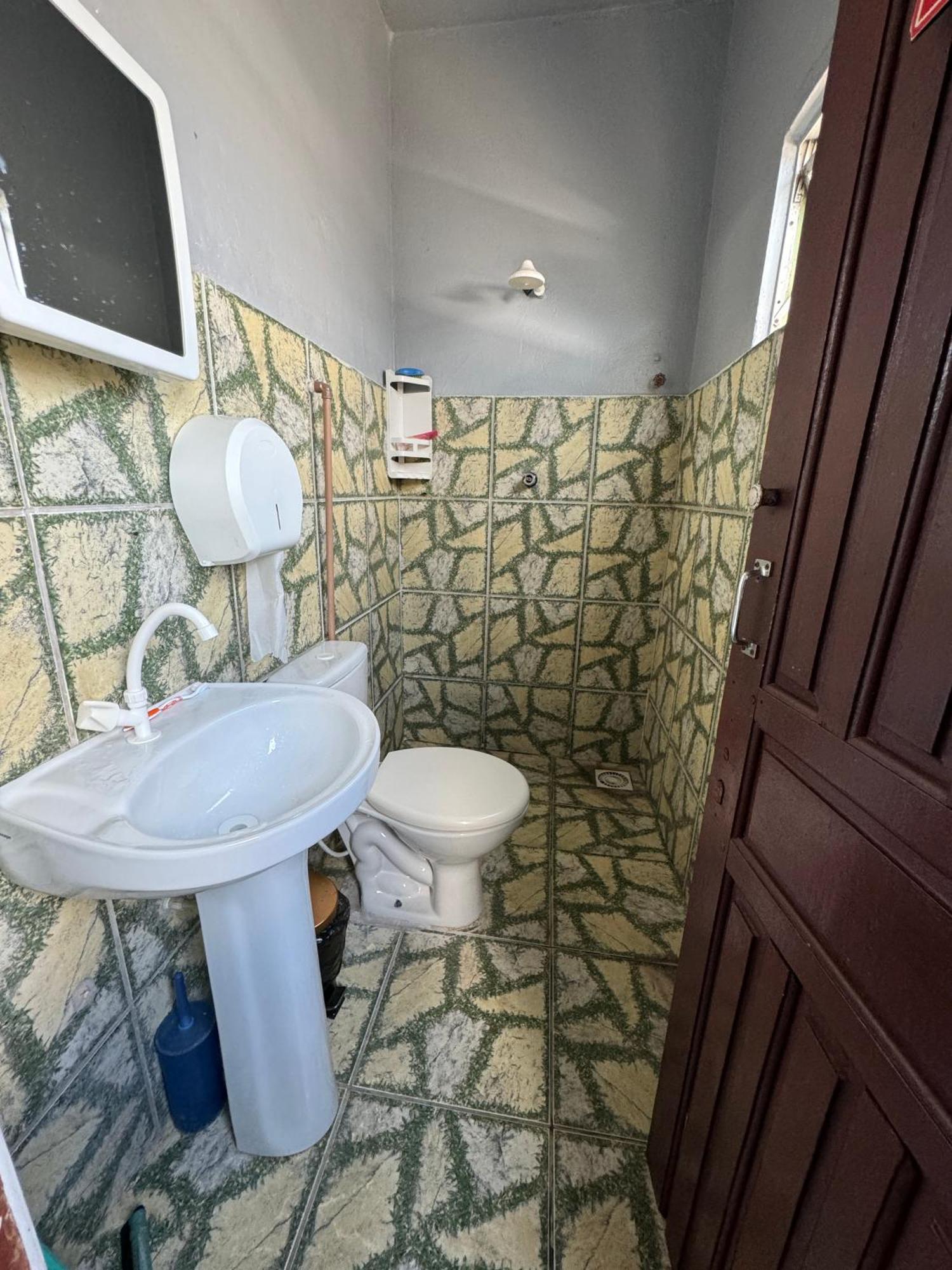 Discovery Hostel Манаус Экстерьер фото